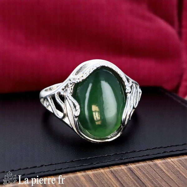Bague Jade Vert véritable Ovale en Argent Rhodié Vintage (Seraphina) pour femme