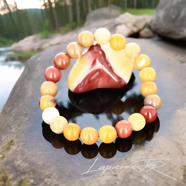 Bracelet pierre naturelle en Jaspe Mokaite véritable, bijou de lithothérapie rouge, jaune et ocre pour l’énergie, la confiance et la vitalité. Bracelet sur mesure pour femme et homme – La Pierre FR.