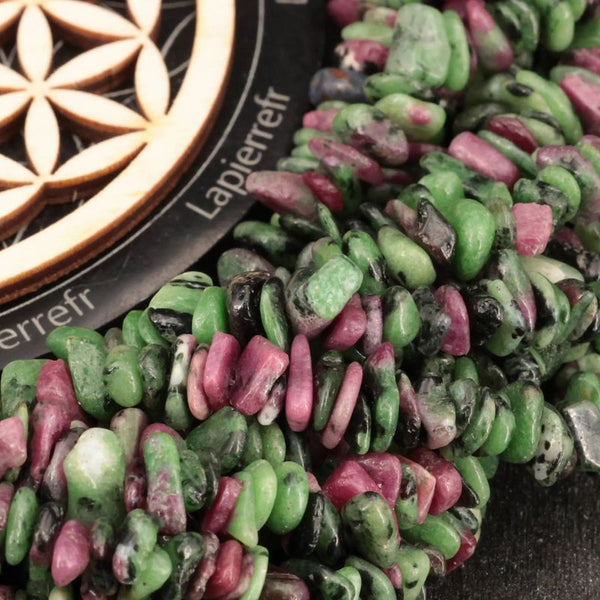 Rubis zoïsite | Perles pierres naturelles - La Pierre FR