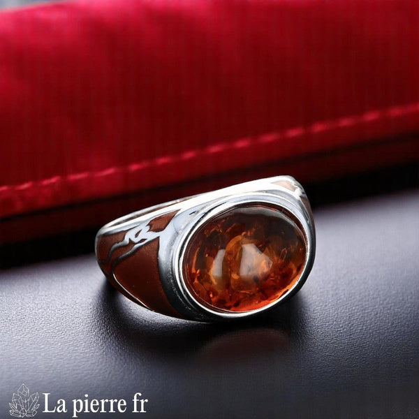 Bague Ambre Argent Émaillé (Chevalière Bohème) - Vue dessus grand ovale ambre et détails émail.