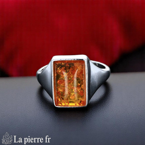 Bague Ambre Argent Rhodié (Signature Rectangulaire) - Vue de dessus pierre rectangulaire.