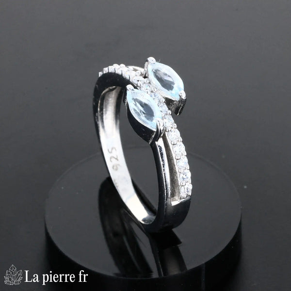 Bague en Topaze bleue facettée "Auréa" - Bijoux lithothérapie en Argent rhodié pour femme