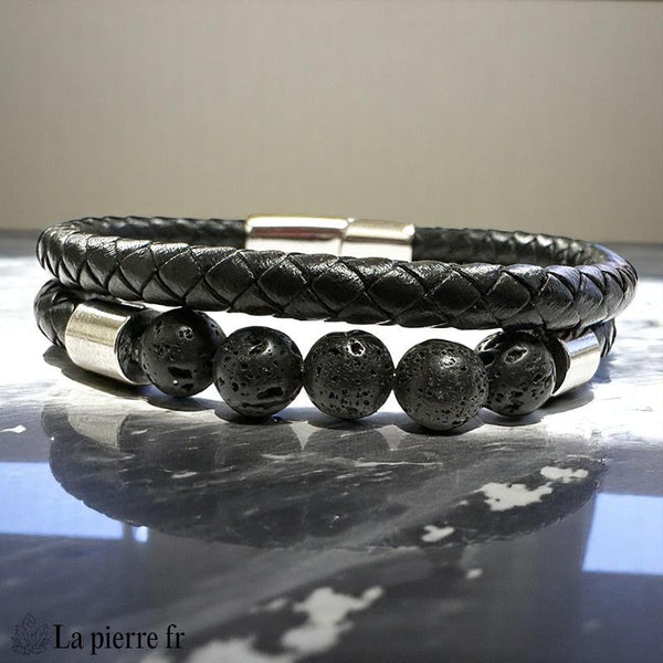 Bracelet homme pierre de lave et cuir 2 rangs La Pierre Fr, 5 perles volcaniques noires, fermoir acier, symbole de force et stabilité.