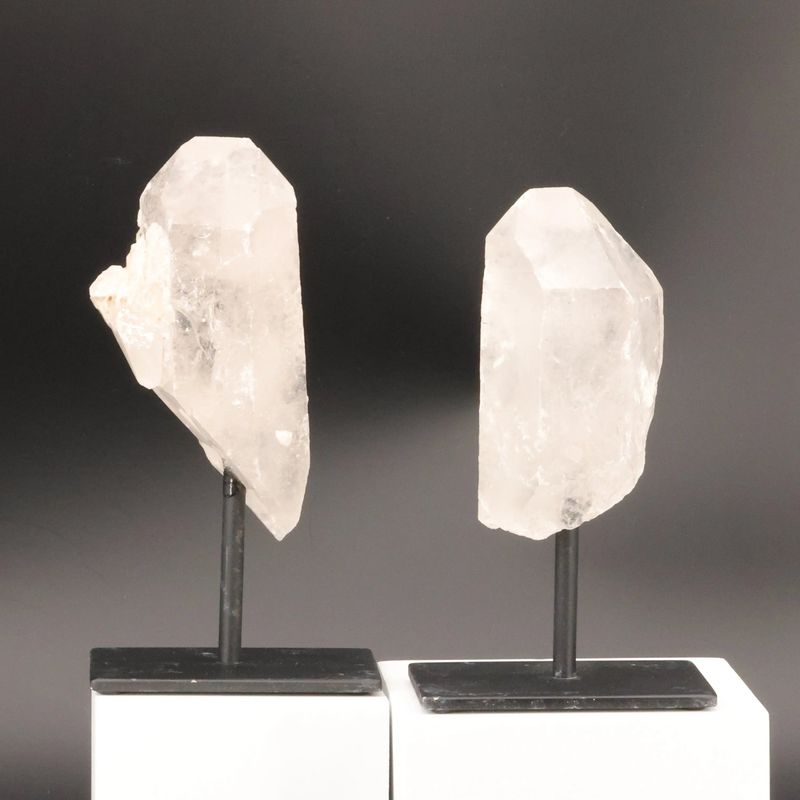 Pierres blanches en lithothérapie — cristal de roche brut — La Pierre FR
