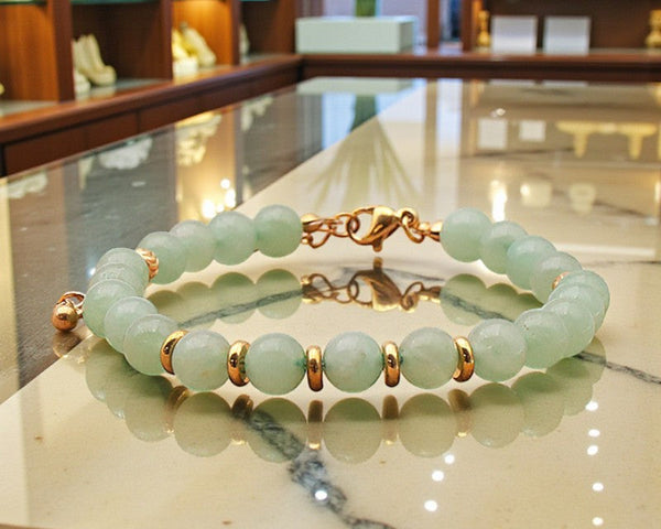Bracelet pierre verte : signification, vertus & bienfaits