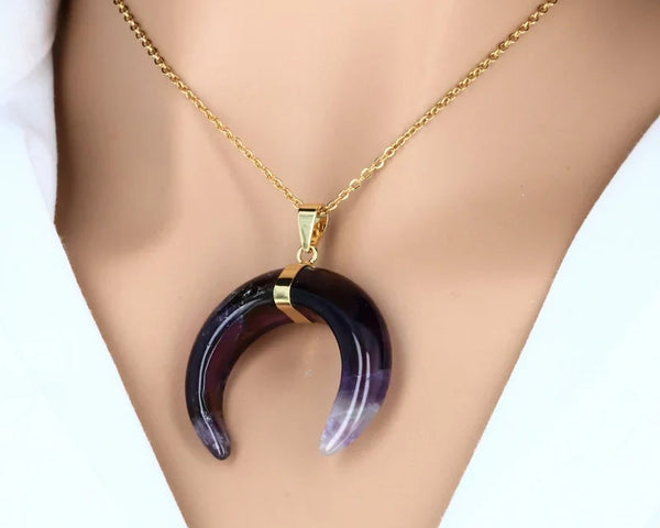 Pendentif en pierre violette améthyste naturelle croissant de lune - La Pierre FR