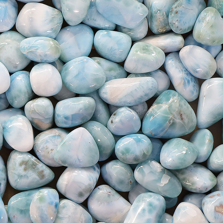 Larimar : Histoire, Vertus et Bienfaits en Lithothérapie
