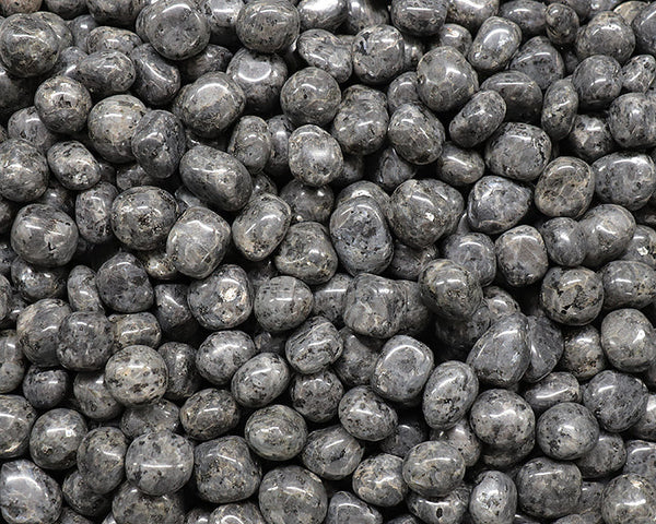 Larvikite : Propriétés, Vertus et Signification en Lithothérapie