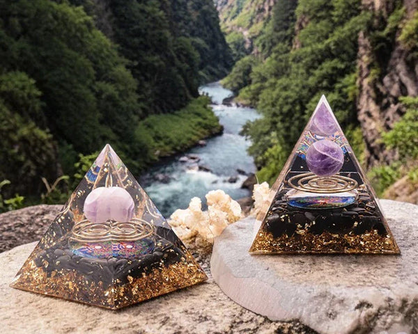 Pyramide Orgonite en Pierre Naturelle Véritable : Guide Complet 2026