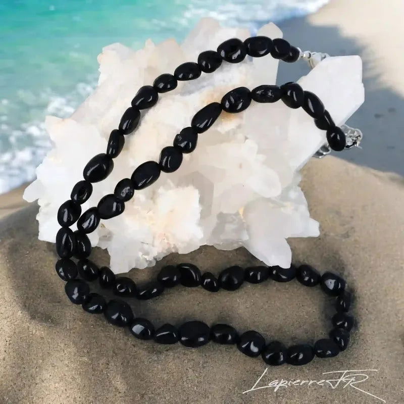 Colliers en Pierre Noire Naturelle