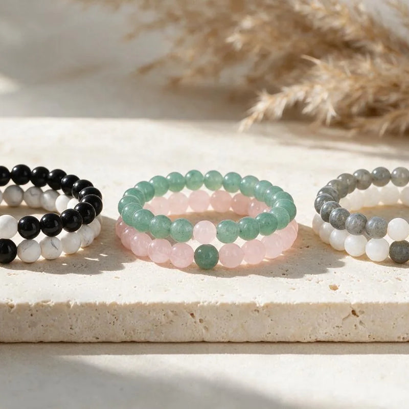 Bracelets de couple en pierre naturelle, sur travertin