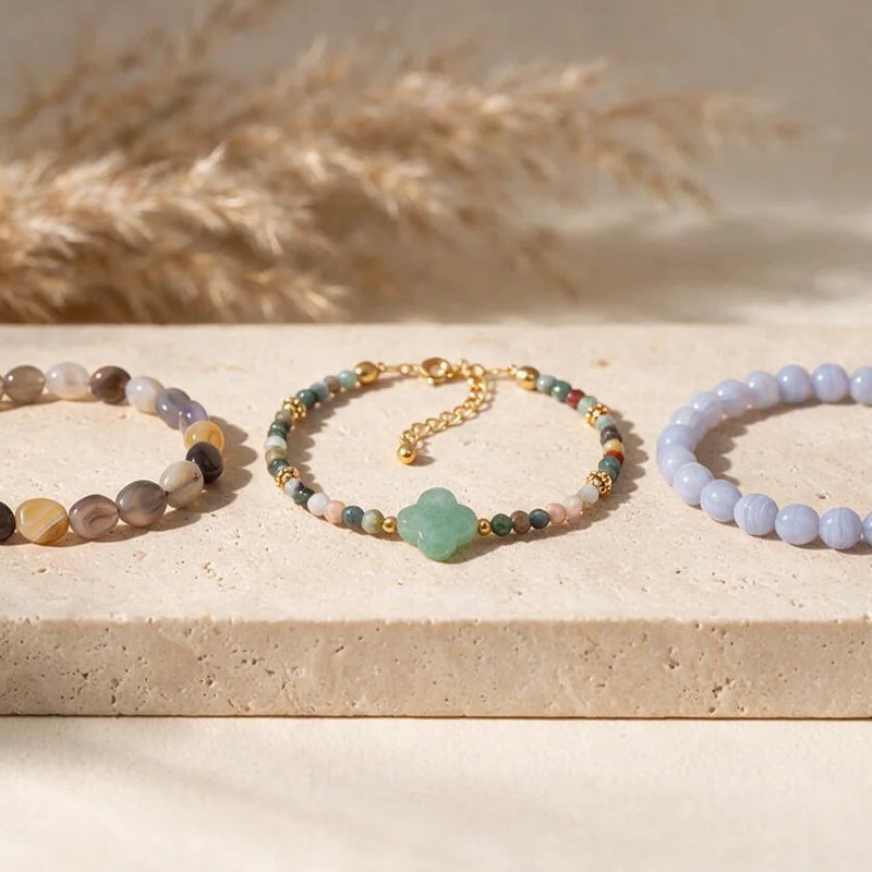 Bracelets en agate : mousse, Botswana, arbre, indienne, pierre naturelle, sur travertin