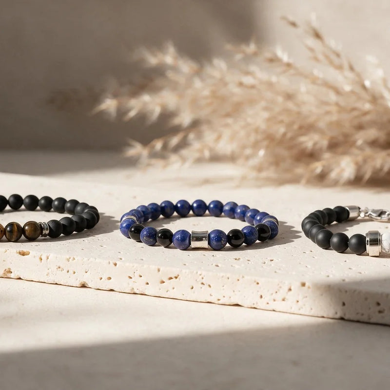 Bracelets homme en perles naturelles, sur travertin