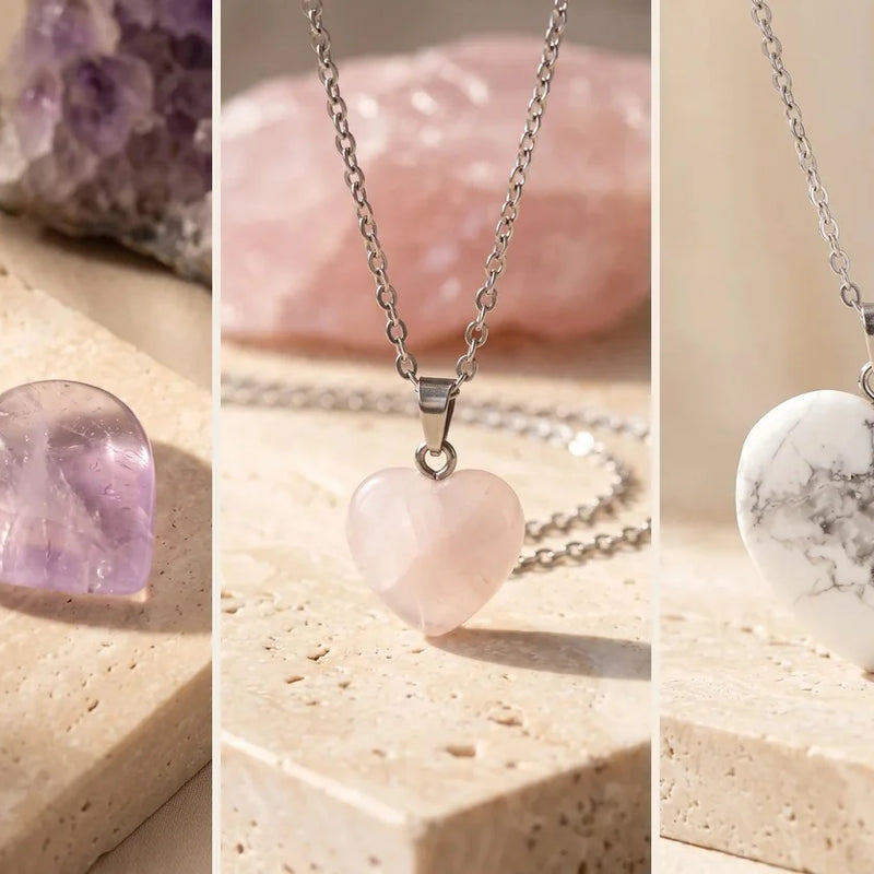 Pendentif cœur en pierre naturelle, sur travertin
