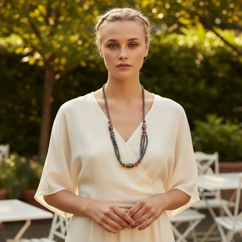 Collection de colliers en hématite : une pierre au éclat acier, présence magnétique