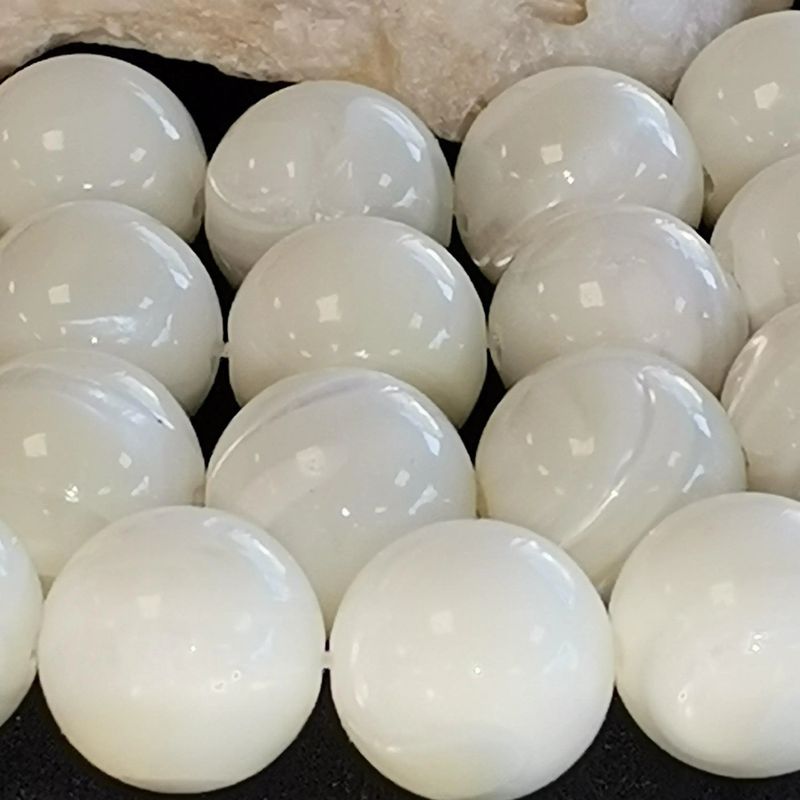 90 perles de nacre blanche naturelle - La Pierre FR