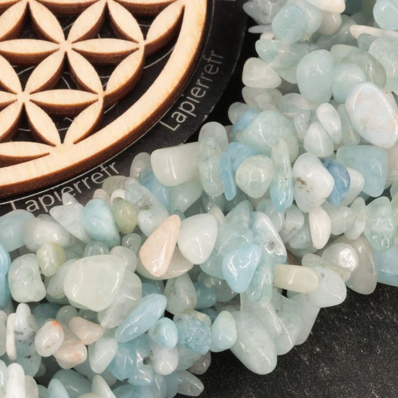 Perles Aigue-Marine en pierre naturelle baroque sur fil de 36 cm pour la création de bijoux