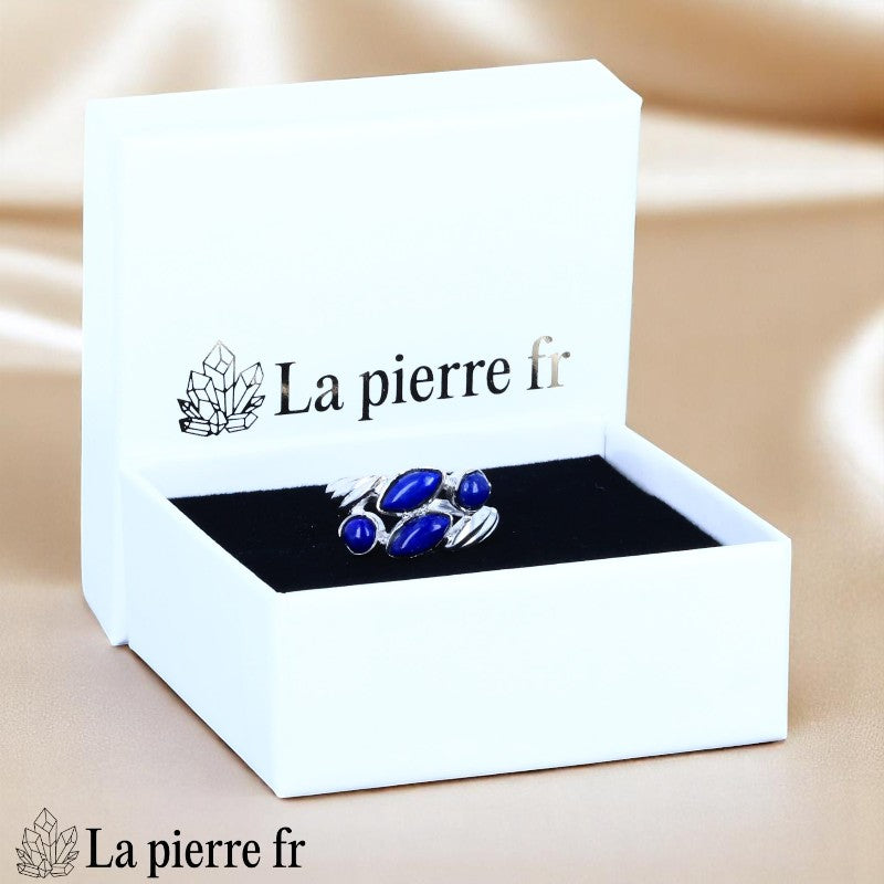Vue de la bague Lapis Lazuli rhodié, pierre naturelle bleu royal pour femme