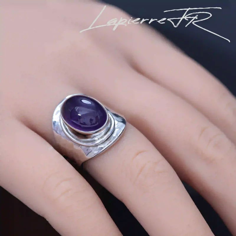 Bague Améthyste en argent rhodié martelé réglable, pierre naturelle violette de sérénité