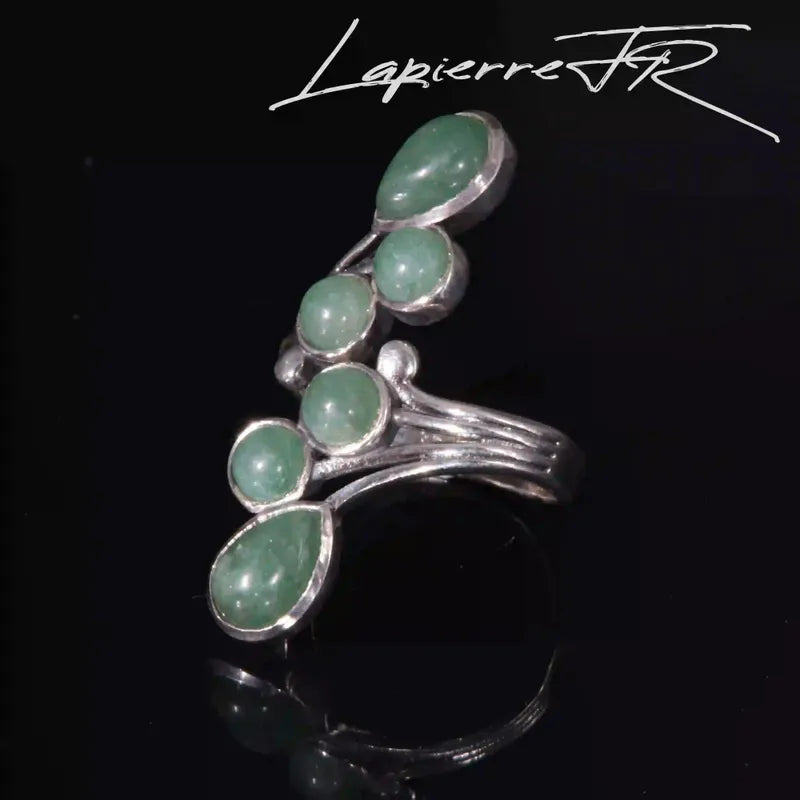 Détail de la bague Aventurine Verte, pierre naturelle verte sur argent