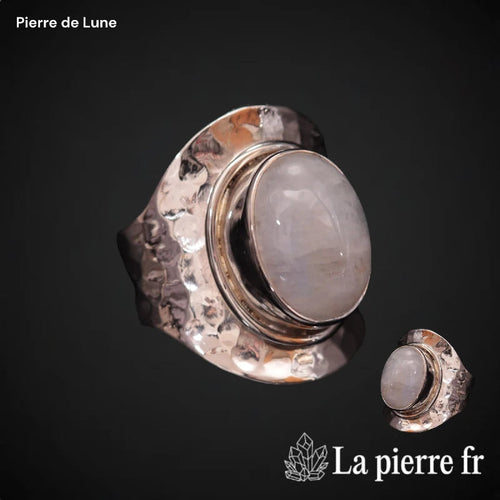 Bague Martelée en Argent et Pierre de Lune Ovale 14 x 10 mm, Réglable (Stellaris)