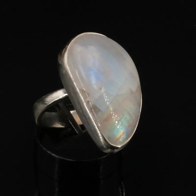 Bague Pierre de Lune Arc-en-Ciel en argent (Sélène)