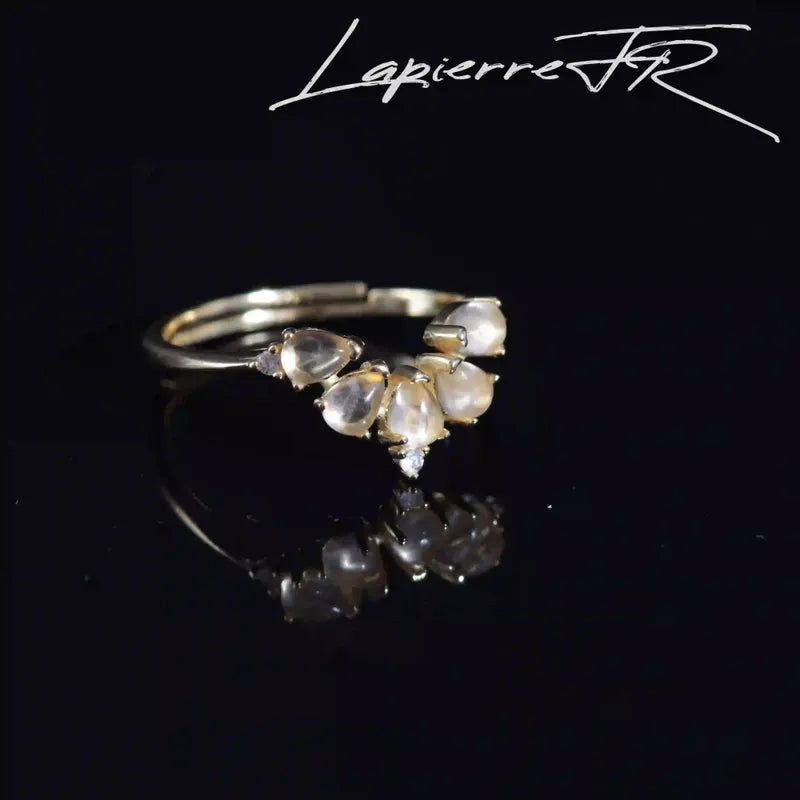Bague Citrine plaqué Or portée au doigt, pierres naturelles de joie, bijou de lithothérapie
