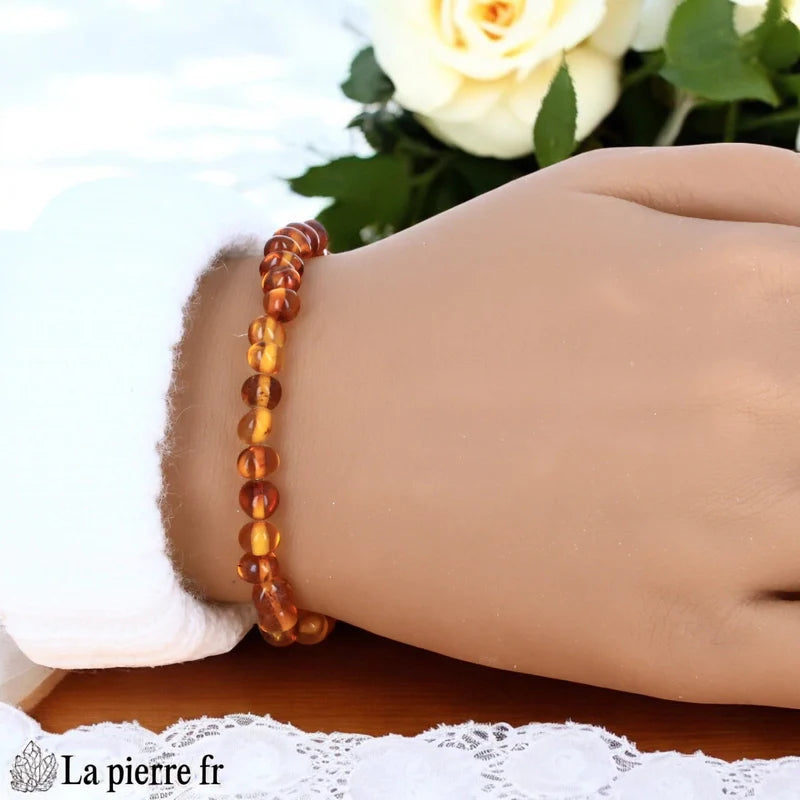 Bracelet en perles d'ambre de la mer Baltique 