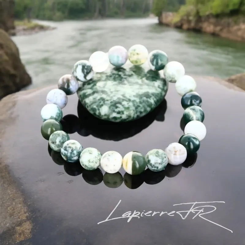 Bracelet pierre naturelle en Agate Arbre véritable, bijou de lithothérapie vert et blanc pour la stabilité, la croissance et l’harmonie intérieure. Bracelet sur mesure pour femme et homme – La Pierre FR.
