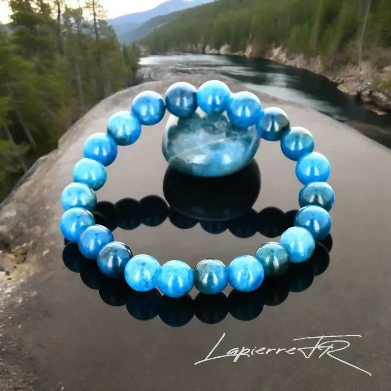 Bracelet sur mesure en perles rondes d'Apatite Bleue naturelle 8mm bleu intense