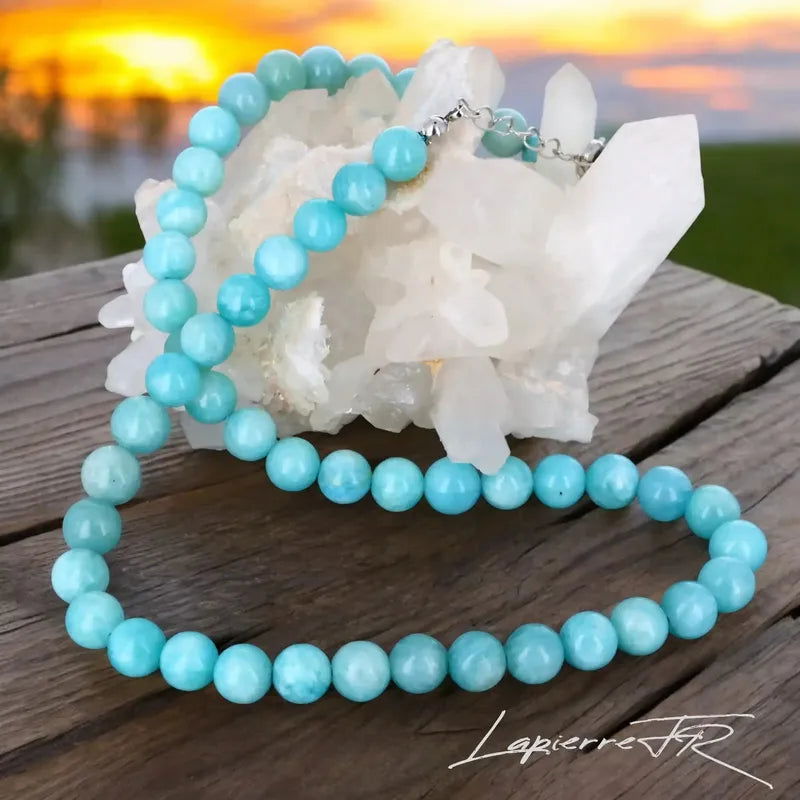 Bijou en Amazonite naturelle, collier pour femme en perles rondes, pierre de lithothérapie associée à la bienveillance et à l’harmonie du cœur.