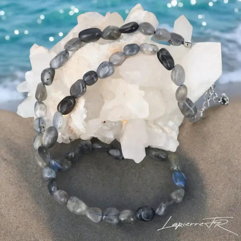 Collier pierres roulées Labradorite naturelle – Protection & Intuition