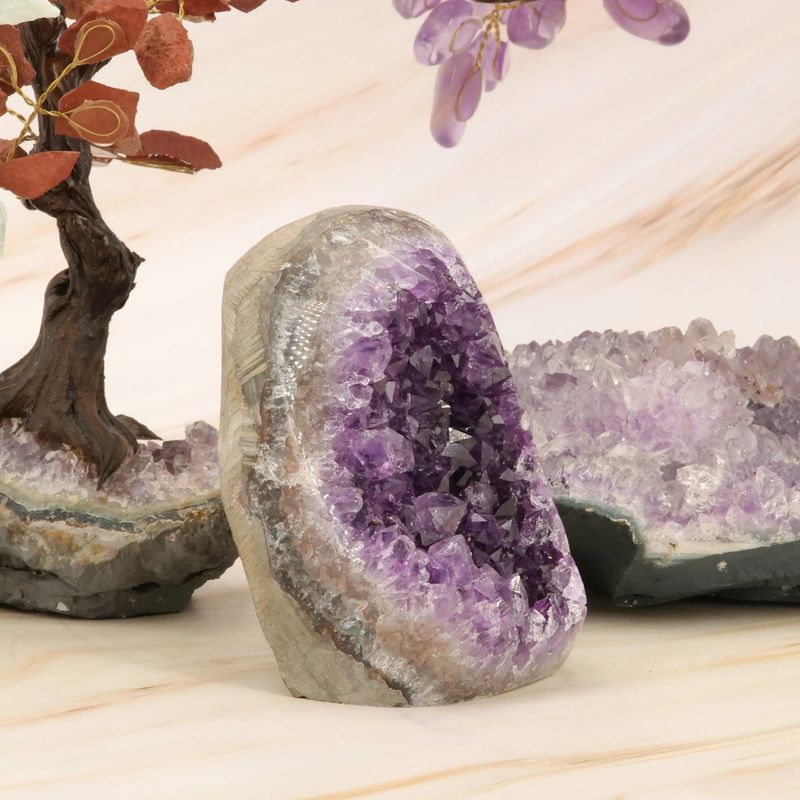 Géode Améthyste cathédrale à poser d'Uruguay de 519g - La Pierre FR