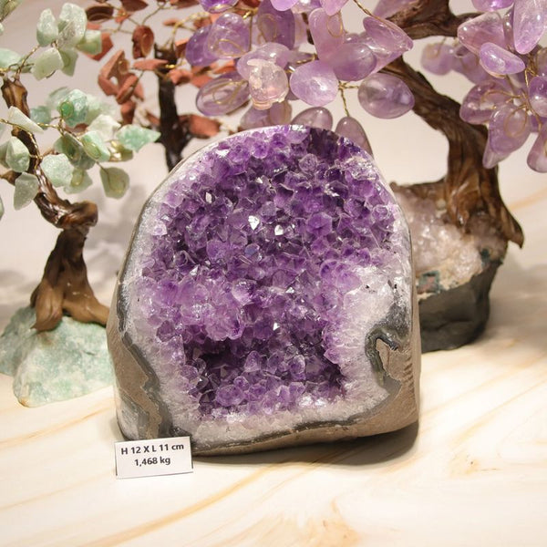 Géode Améthyste d'Uruguay à poser de 1.468 Kg - La Pierre FR