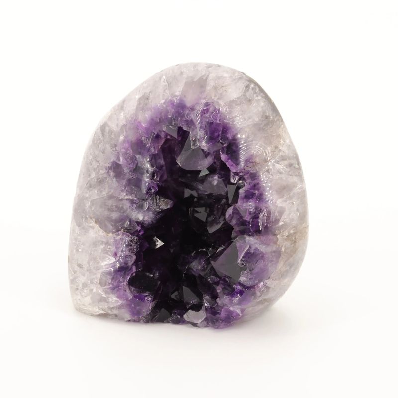 Géode d'Améthyste d'Uruguay à poser de 667 g, druse de cristaux violets à base large stable
