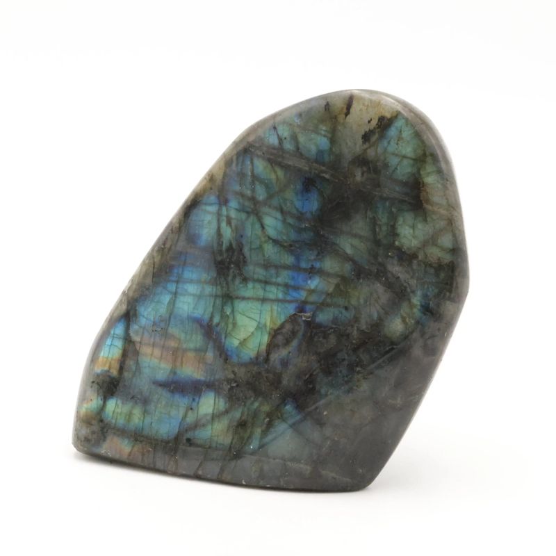 Labradorite de Madagascar aux reflets irisés, pierre naturelle décorative de collection