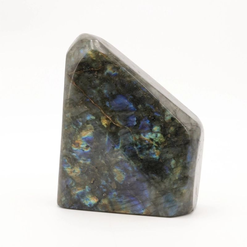 Bloc de Labradorite de Madagascar de 2,109 kg, pierre naturelle aux reflets bleu-vert chatoyants