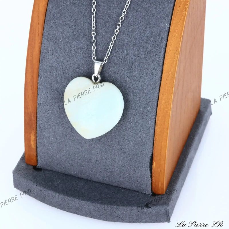 Pendentif Amazonite en cœur, pierre naturelle d'harmonie et de communication pour collier