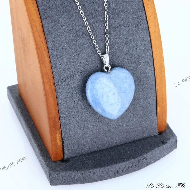 Bijou en Aventurine bleue en forme de cœur, vertus en lithothérapie