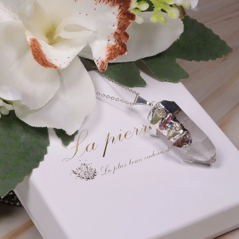 Pendentif en Cristal de Roche et Tourmaline Melon naturel, bijou de lithothérapie pour collier