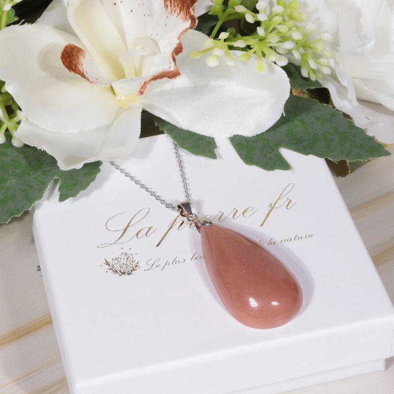 Pendentif Pierre de soleil pour dynamiser l'aura et les chakras