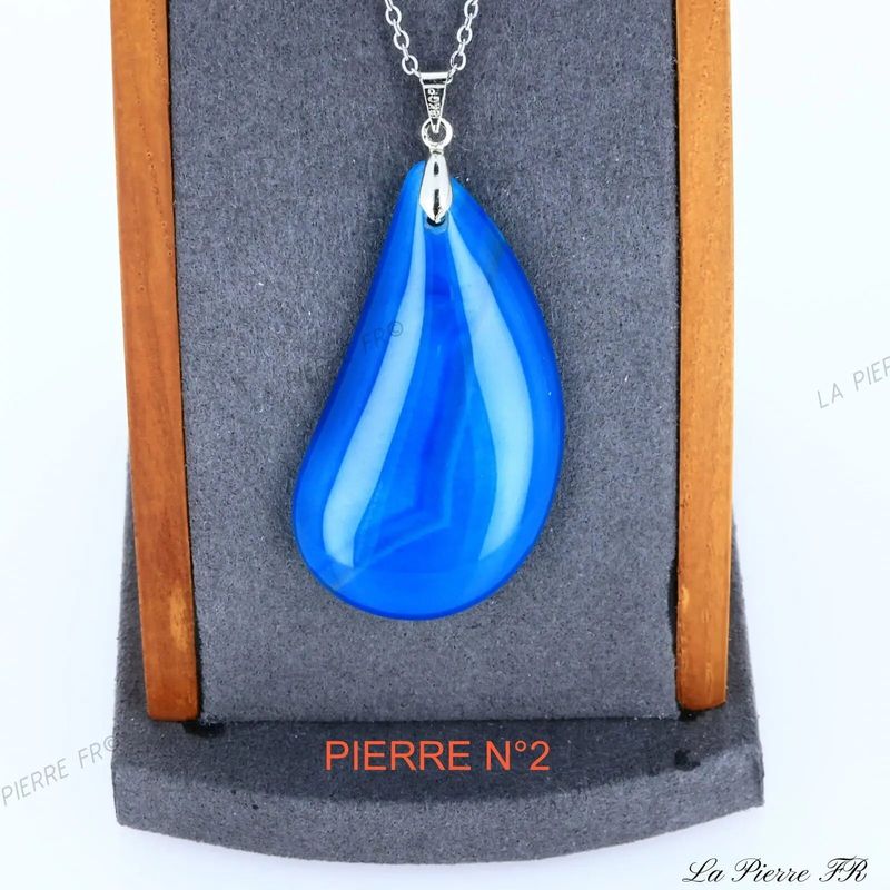 Pendentif larme en pierre d'agate bleue - La Pierre FR