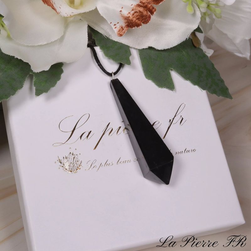 Pendentif pointe en Shungite naturelle, pierre de protection électromagnétique et d'ancrage pour collier