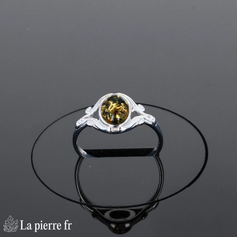 Bague style vintage (Feuillage Délicat) avec ambre verte naturelle