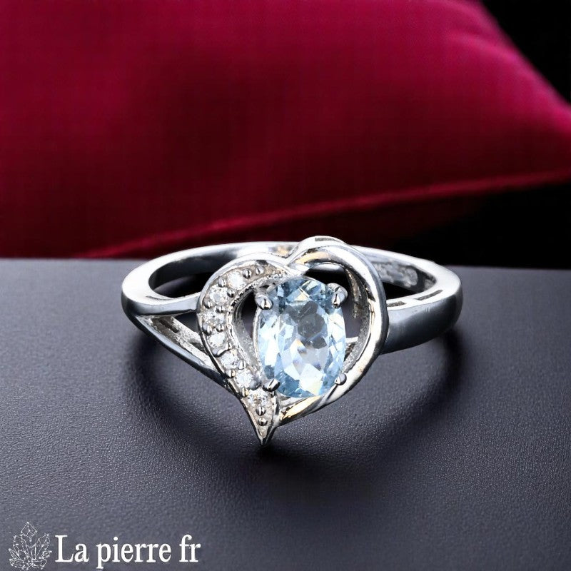 Bague Aigue-Marine (Cœur Vintage) en argent rhodié, monture cœur avec pierre ovale centrale 5x7mm - Vue de dessus.