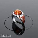 Bague Ambre Argent Émaillé (Chevalière Bohème) - Vue dessus grand ovale ambre et détails émail.