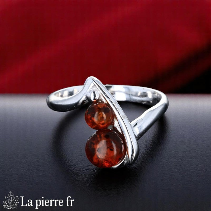 Bague Ambre Argent Rhodié (Duo Harmonieux) - Vue de dessus montrant les deux cabochons ronds.