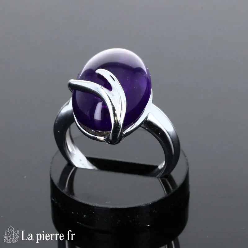 Bague minimaliste pour femme en argent 925 rhodié avec améthyste véritable ovale (13x18mm).