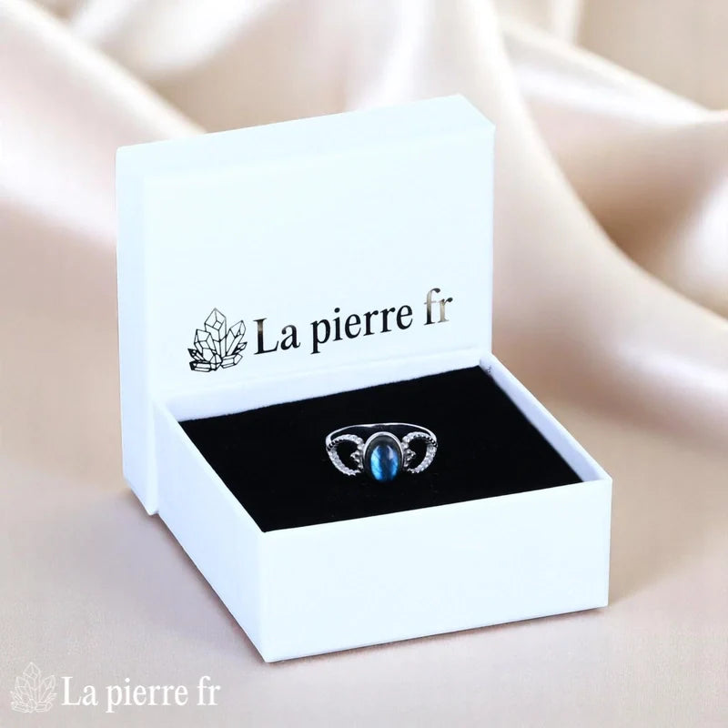Vue portée Bague Labradorite (Coeur Céleste) argent rhodié sur doigt