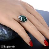 Bague moderne et raffinée pour femme en argent rhodié avec pierre en Jade Vert véritable 12x16mm.